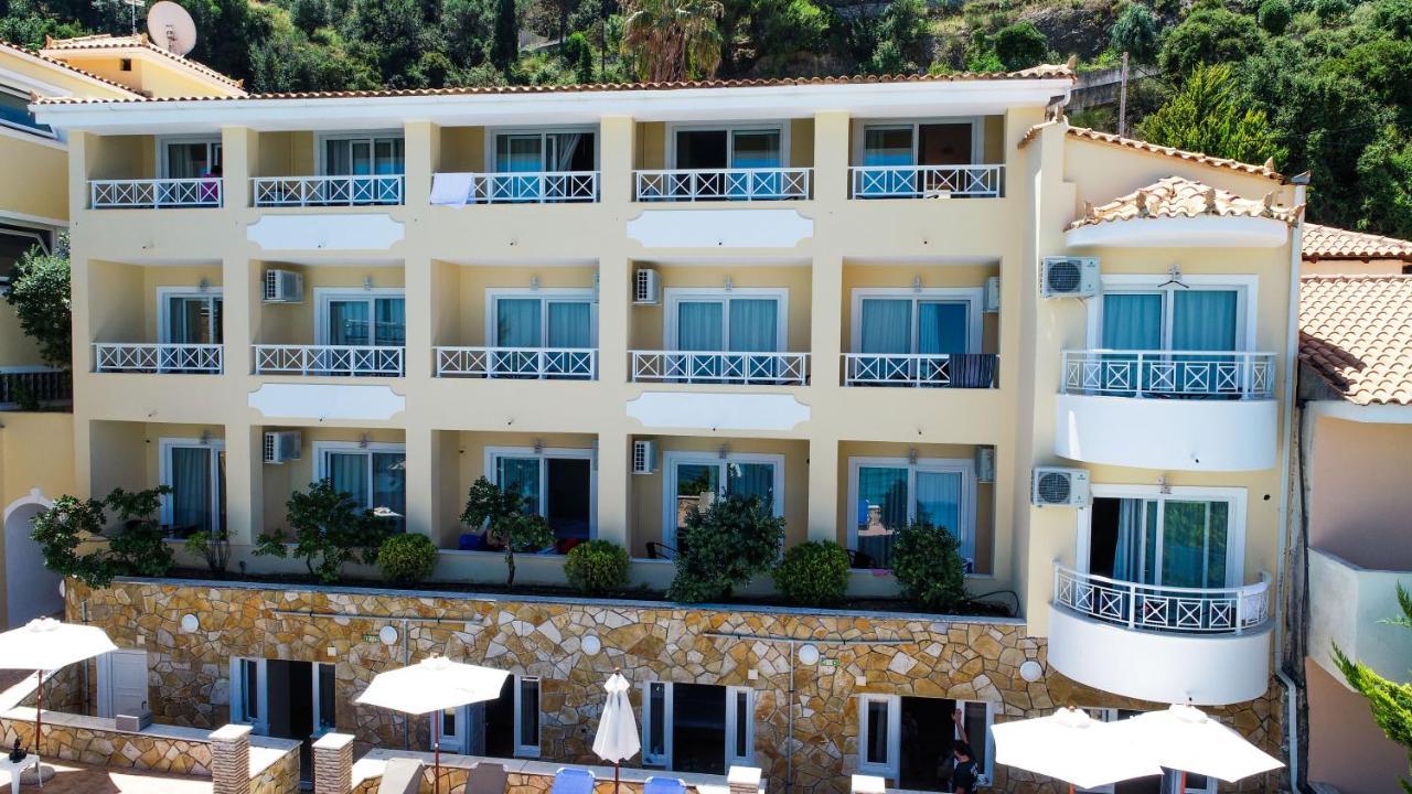 Nefeli Beach 4*